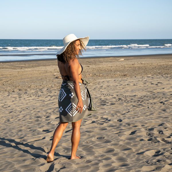 Patterned Harmony Travel Towel - Image 5